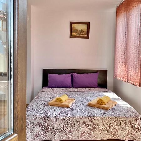 Bright Central Studio For 4 In Burgas Esterno foto
