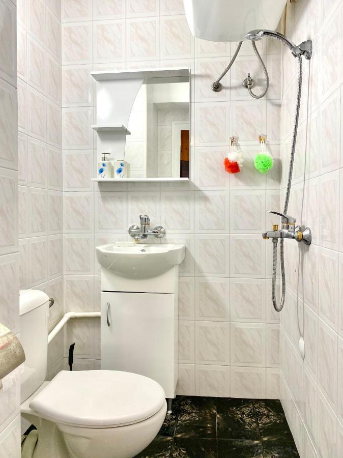 Bright Central Studio For 4 In Burgas Esterno foto